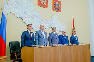 Парламент региона провел очередное заседание